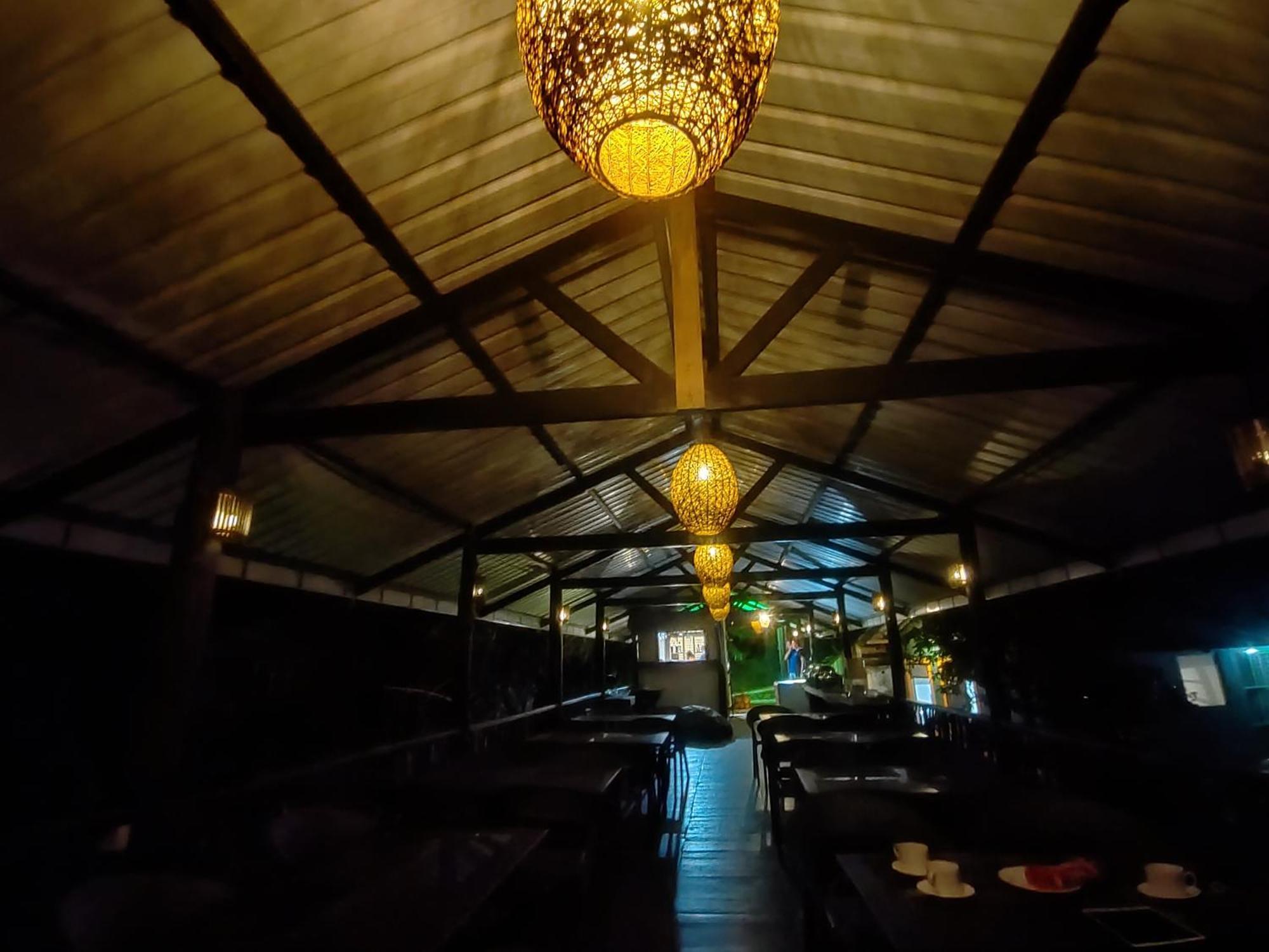 Explore Sinharaja Rain Forest Tour Camp Dombagoda Esterno foto