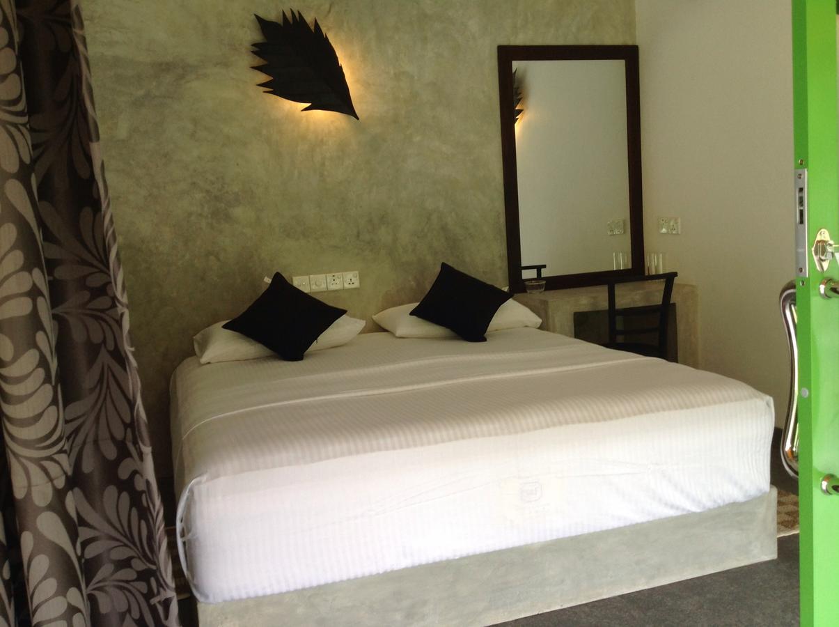 Explore Sinharaja Rain Forest Tour Camp Dombagoda Esterno foto